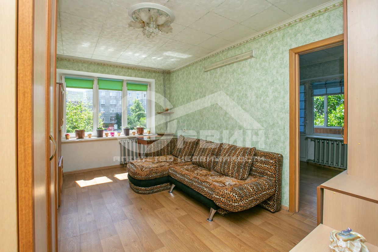 Продажа 3-комнатной квартиры, Калининград, Садовая,  Улица