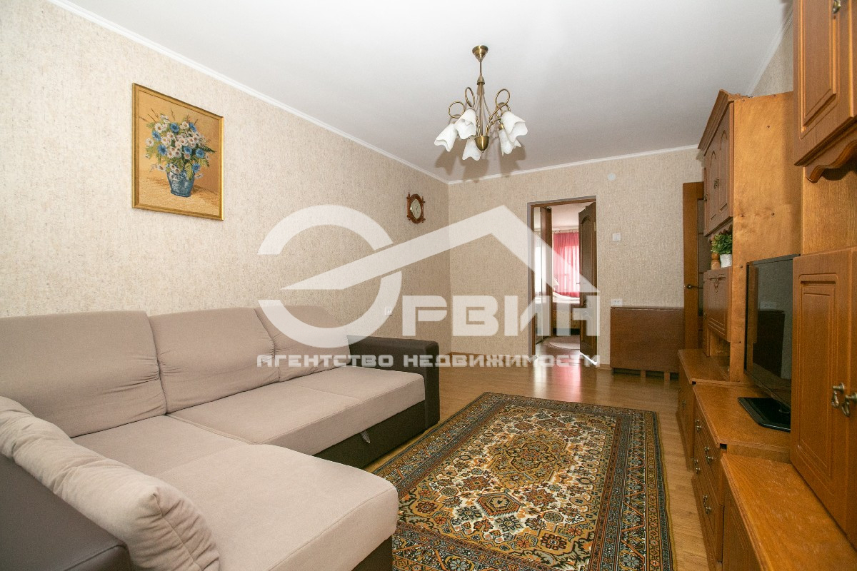 Продажа 3-комнатной квартиры, Калининград, Нарвская,  Улица