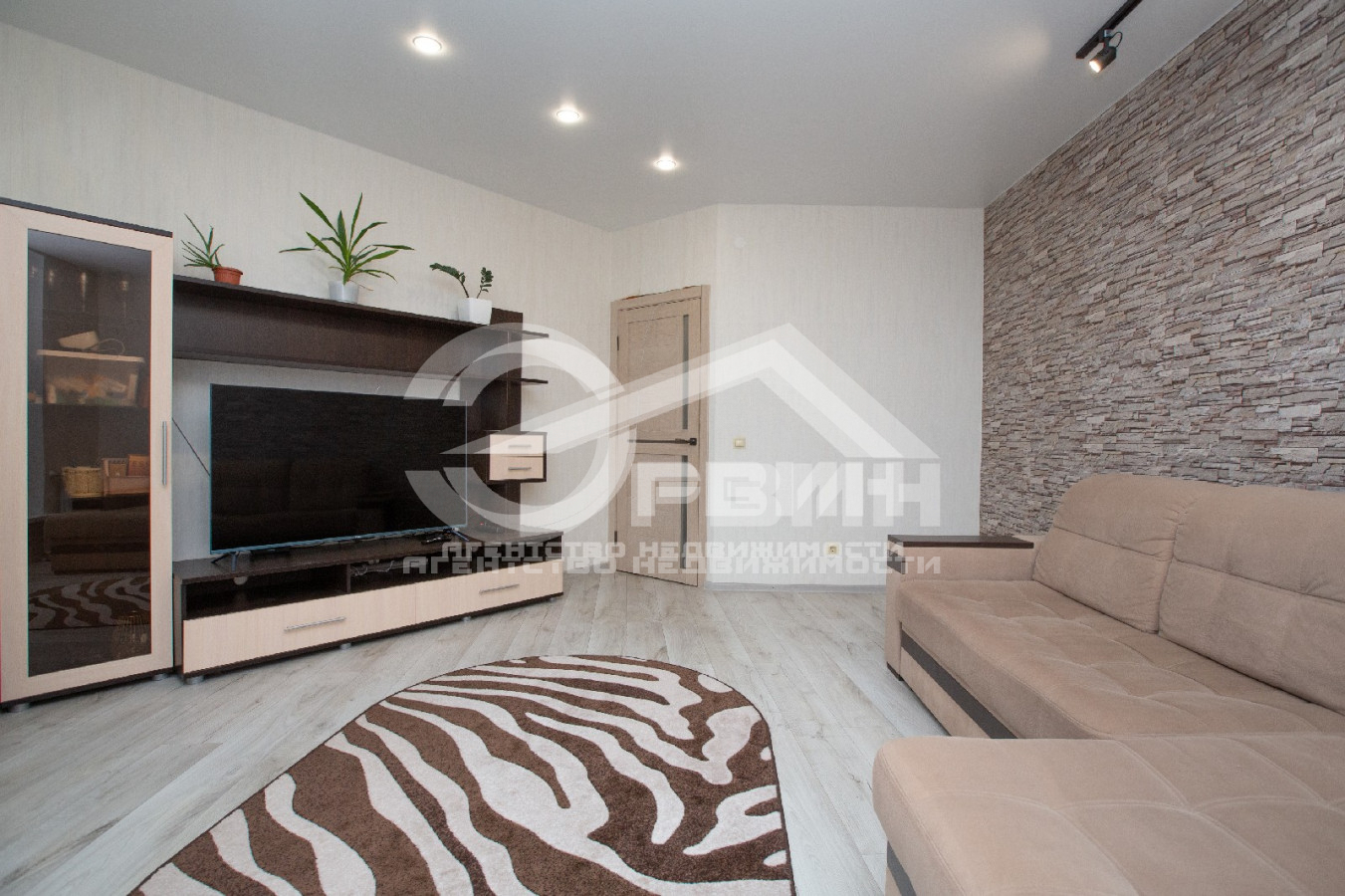 Продажа 1-комнатной квартиры, Калининград, Флотская,  Улица