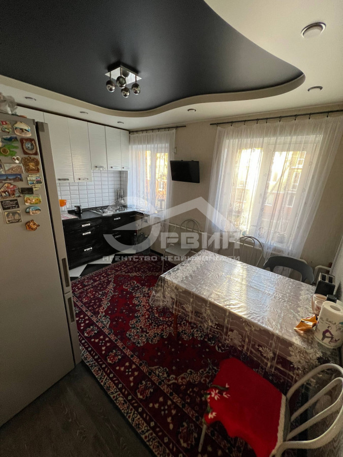 Продажа 2-комнатной квартиры, Калининград, Баумана,  Улица