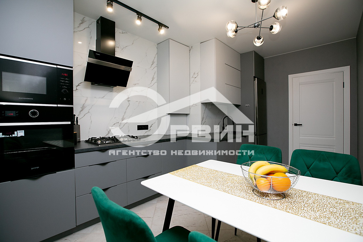 Продажа 2-комнатной квартиры, Калининград, Советский проспект,  238