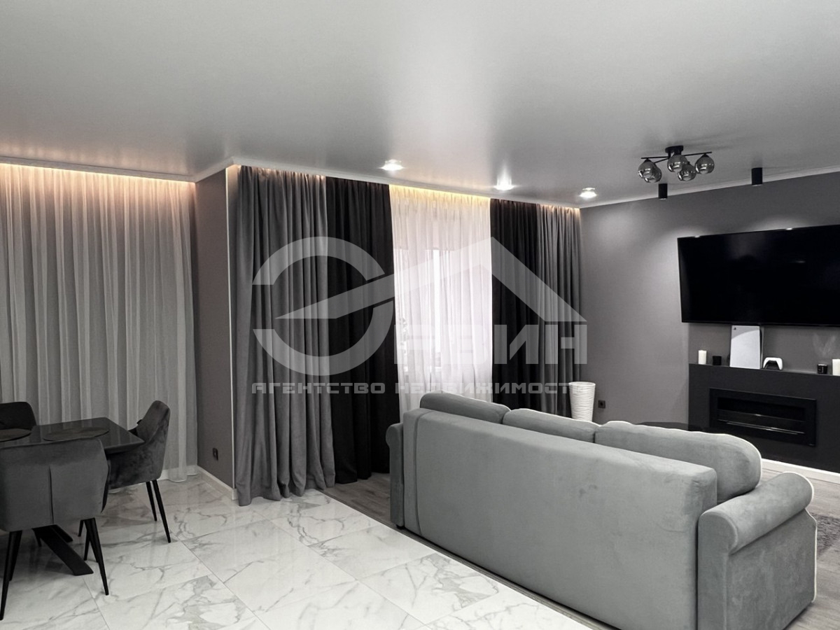 Продажа 3-комнатной квартиры, Калининград, Борисовский,  Бульвар