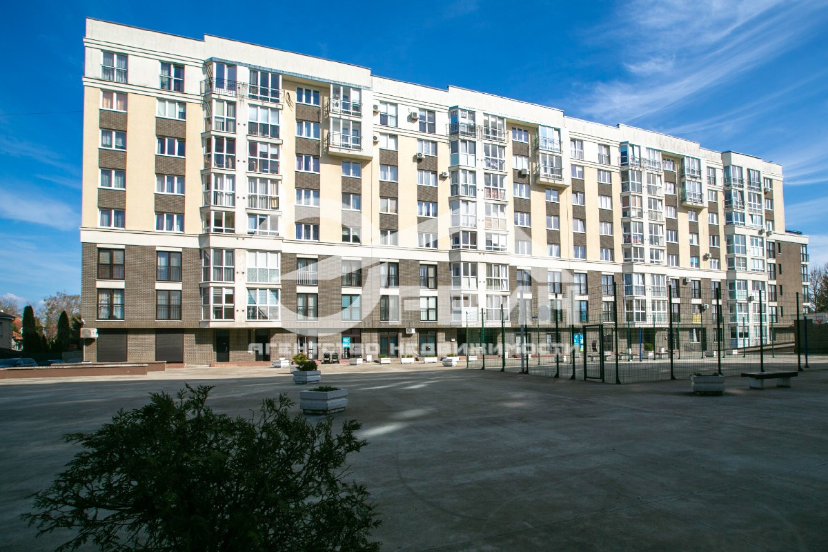 Продажа 2-комнатной квартиры, Калининград, Красносельская,  Улица