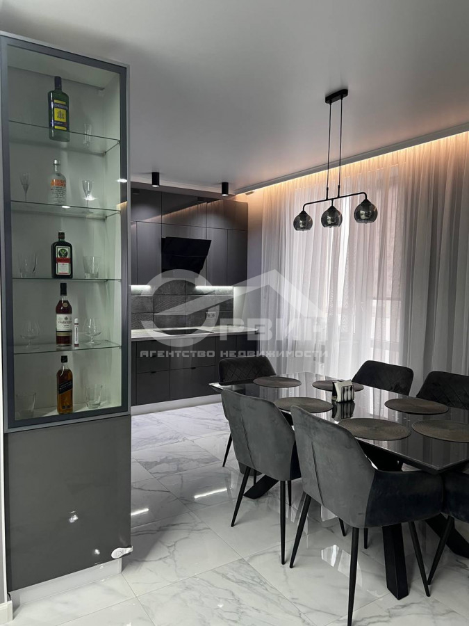 Продажа 3-комнатной квартиры, Калининград, Борисовский,  Бульвар