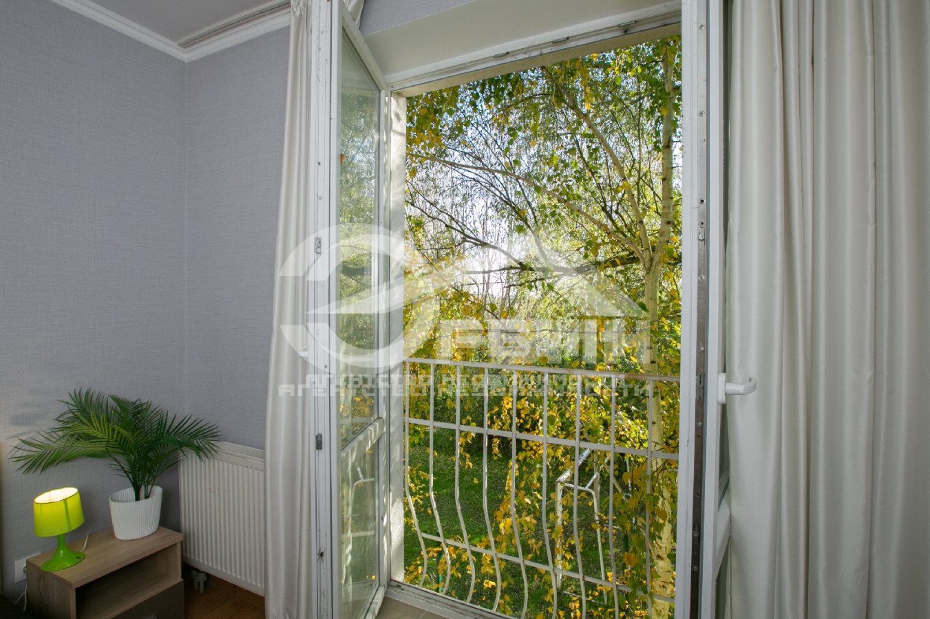 Продажа 3-комнатной квартиры, Калининград, Станиславского,  Улица