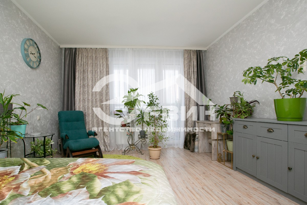 Продажа 2-комнатной квартиры, Калининград, Красносельская,  Улица