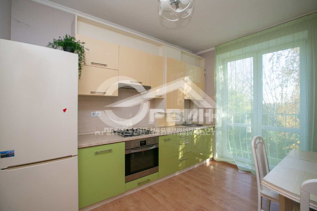 Продажа 3-комнатной квартиры, Калининград, Станиславского,  Улица