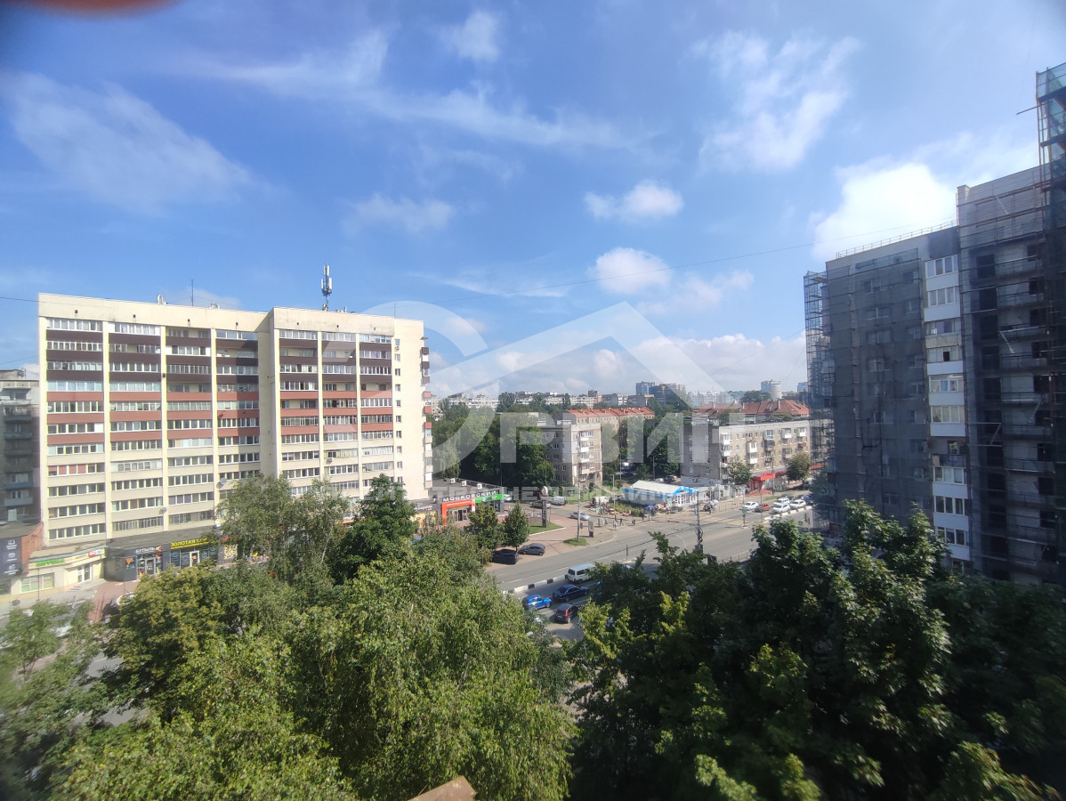 Продажа 3-комнатной квартиры, Калининград, Московский,  Проспект