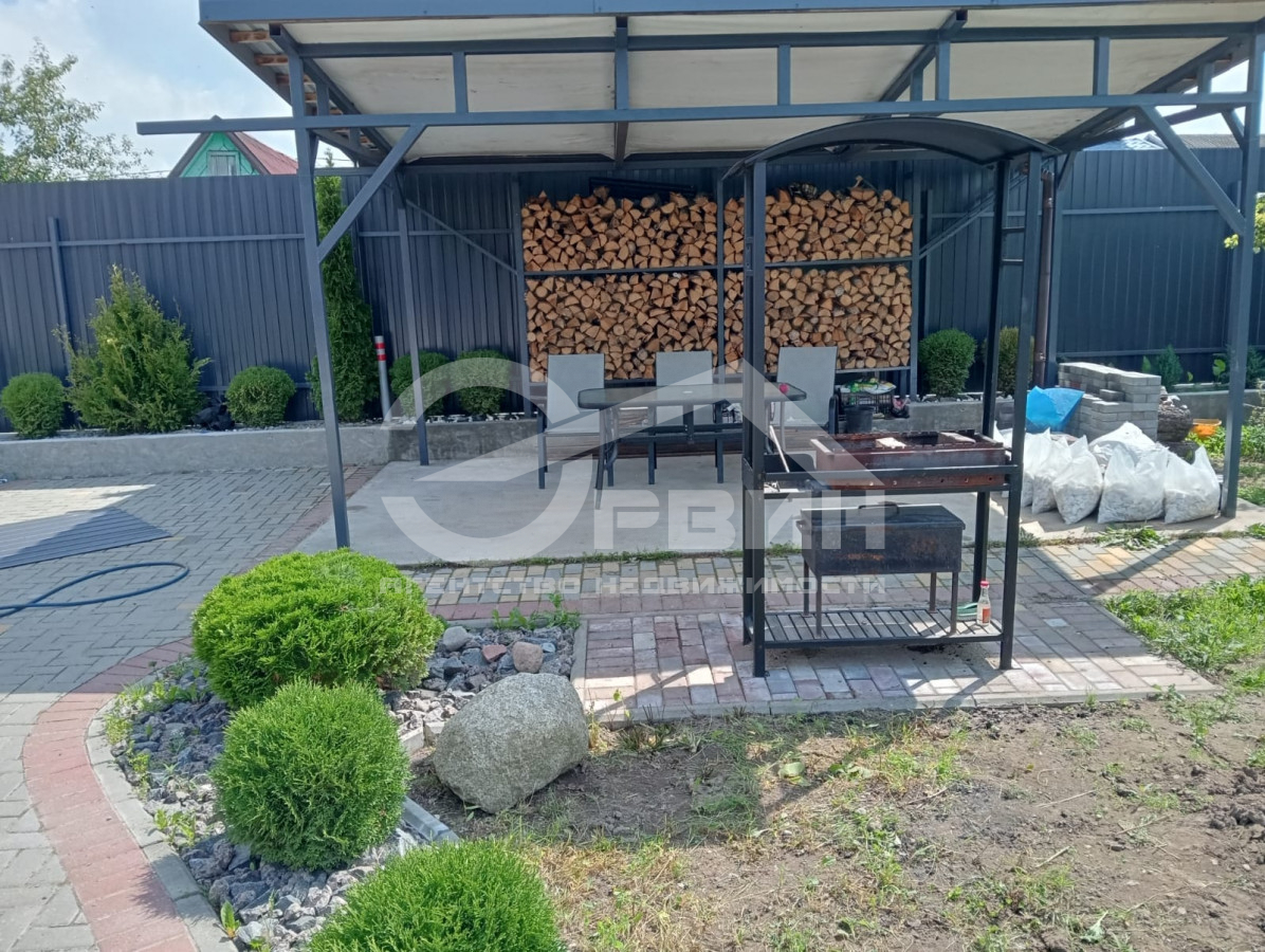 Продажа дома, 110м <sup>2</sup>, 4 сот., Калининград, Лунная,  Улица