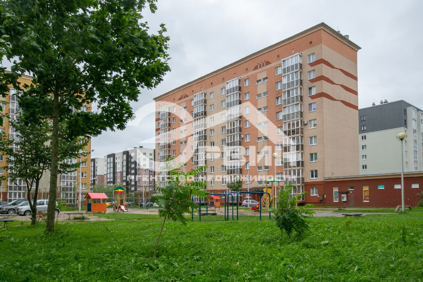 Продажа 2-комнатной квартиры, Калининград, Левитана,  Улица